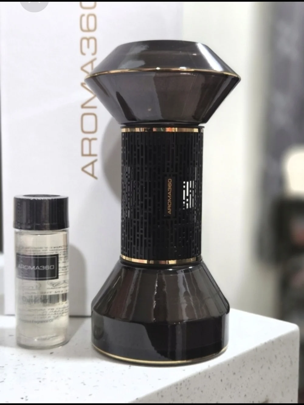 Paris Collection Black & Gold Hourglass Diffuser Set Plus OIL (Choice)
